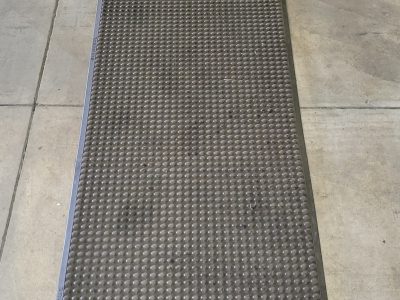 Selection of Slightly used/Demonstrator Basic Bubble mats
